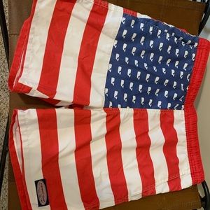 Vineyard Vines Swim trunks
